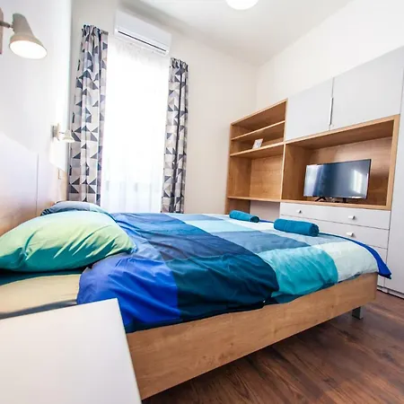 Luxury 1 Apartment *