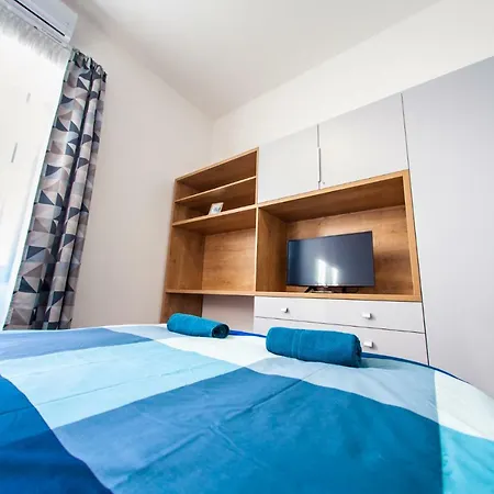 Luxury 1 Apartment