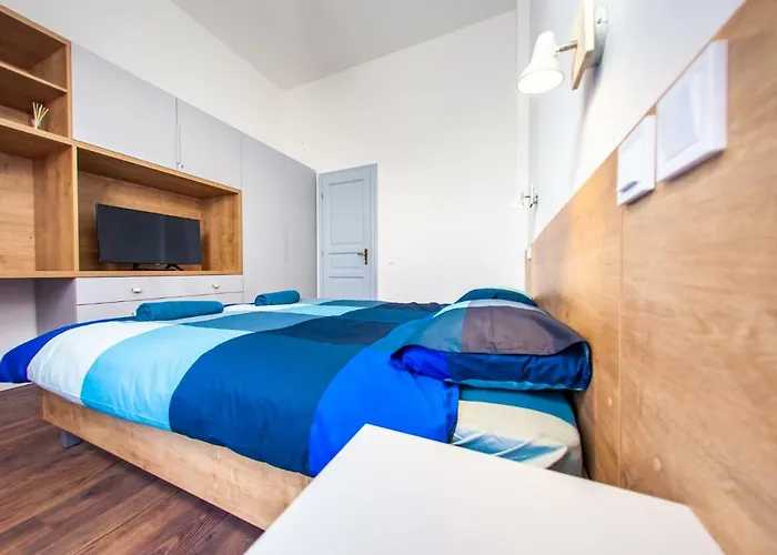 Luxury 1 * Kolozsvár