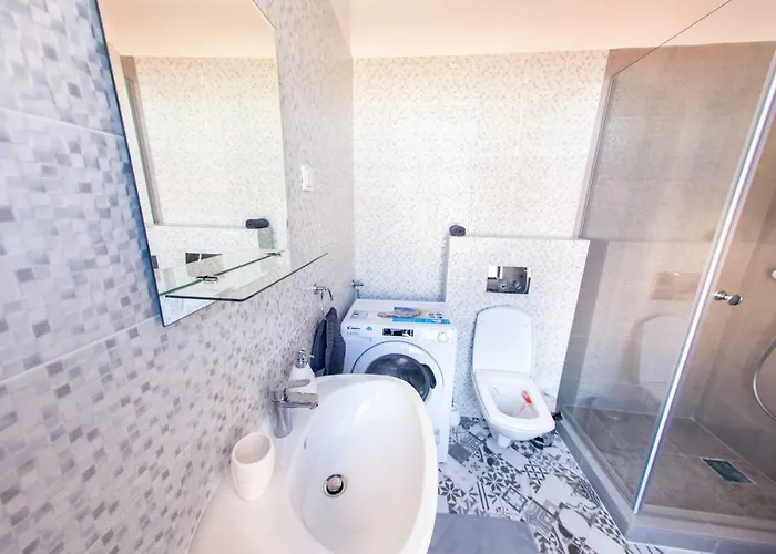 Διαμέρισμα Luxury 1 *